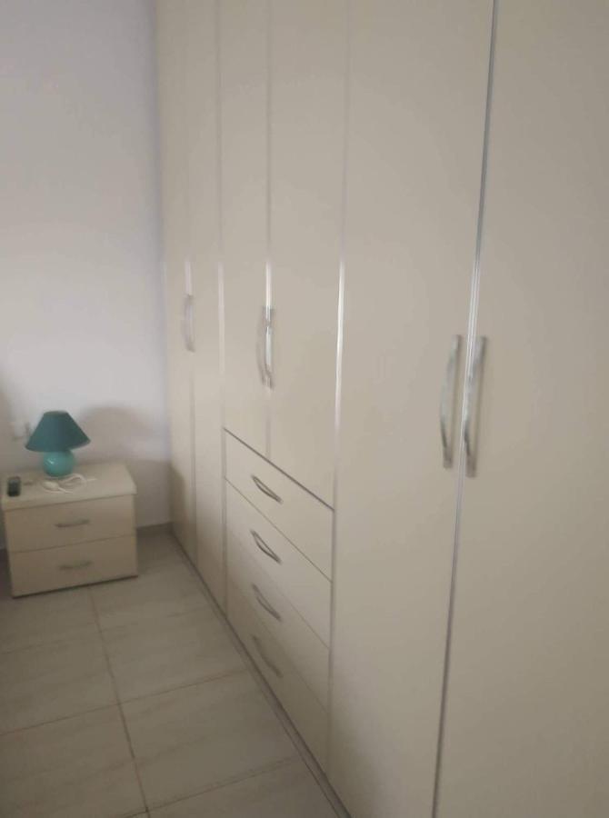 View Apartment Lukove Bagian luar foto